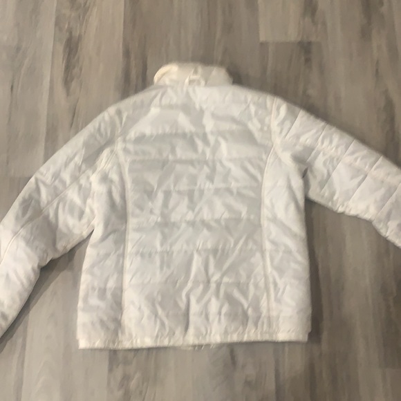 The North Face White Puffer Zip Up Jacket - Picture 3 of 3